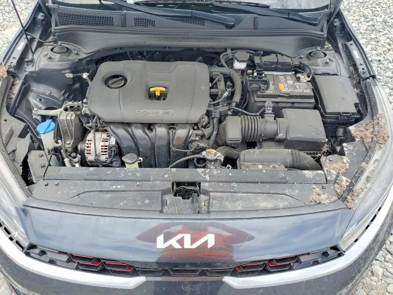 2023 KIA FORTE GT LINE  
