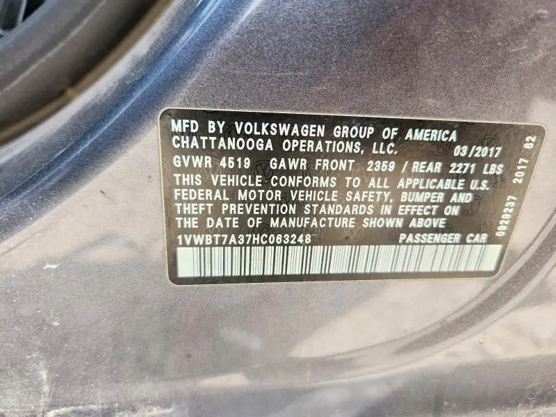 2017 VOLKSWAGEN PASSAT SE  