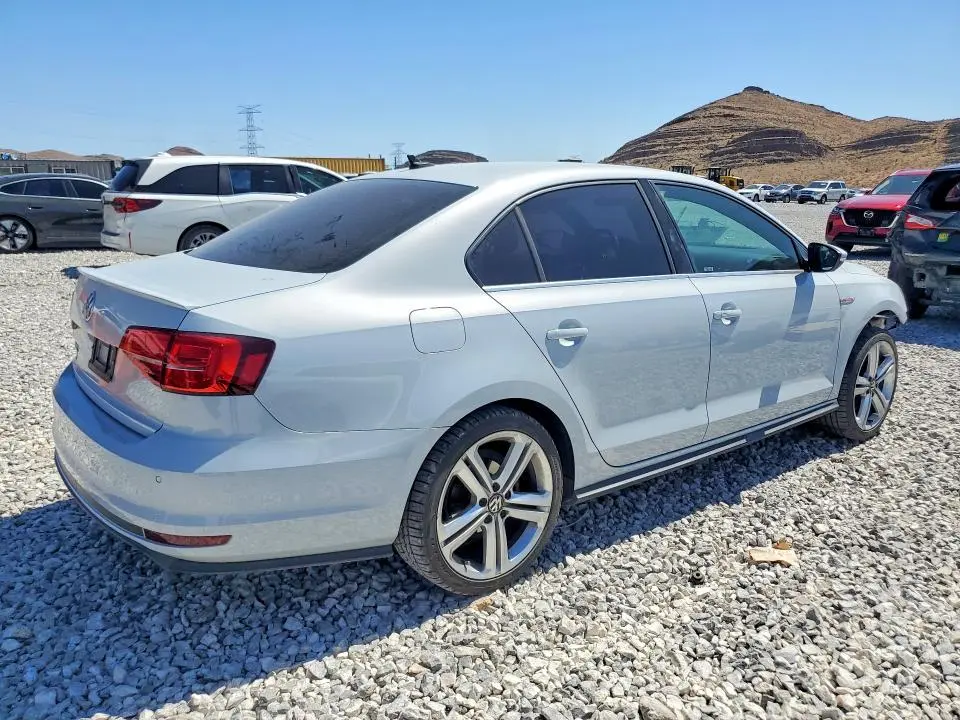 2017 VOLKSWAGEN JETTA GLI  