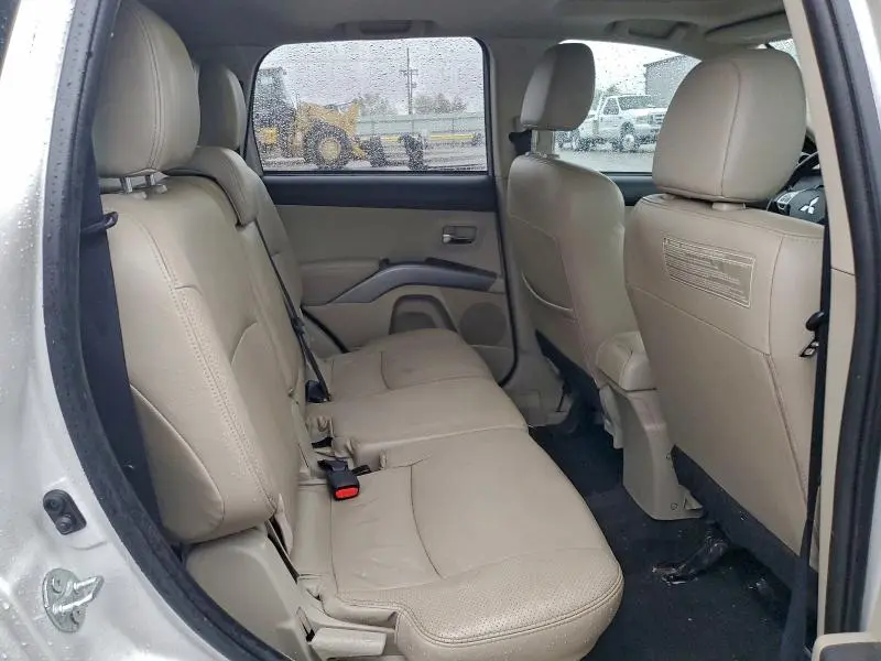 2012 MITSUBISHI OUTLANDER GT  