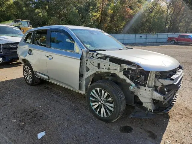 2020 MITSUBISHI OUTLANDER SE  