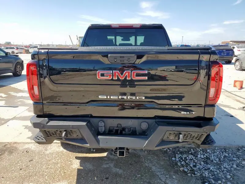 2022 GMC SIERRA K1500 SLT  