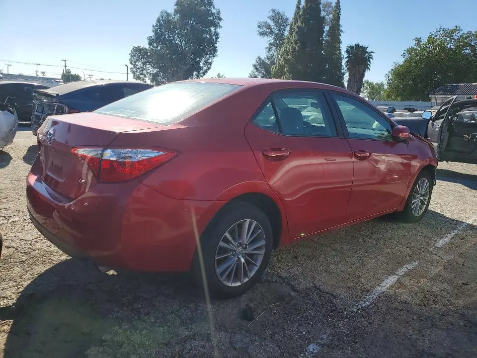 2015 TOYOTA COROLLA LE PLUS  