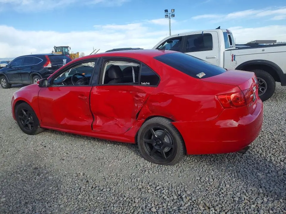 2011 VOLKSWAGEN JETTA SE  