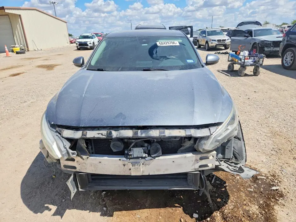 2019 NISSAN ALTIMA SL  