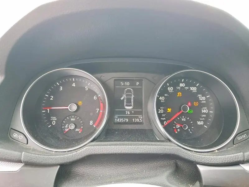 2018 VOLKSWAGEN PASSAT S  