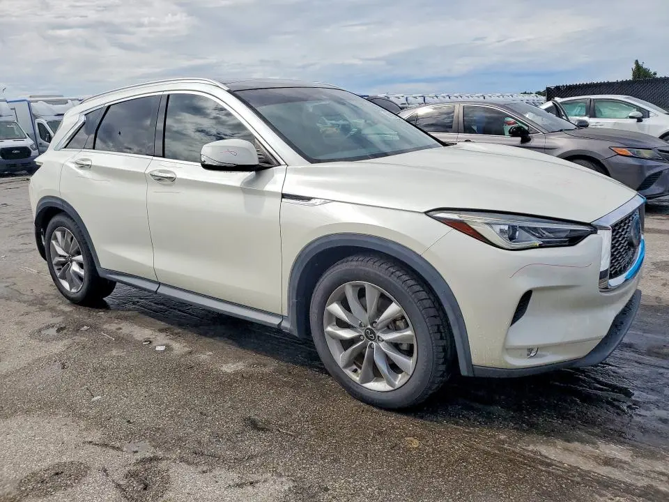 2020 INFINITI QX50 LUXE  