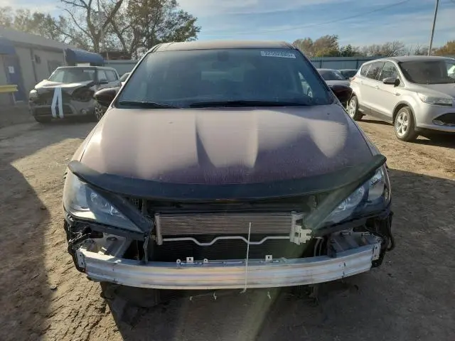 2020 CHRYSLER VOYAGER LX  