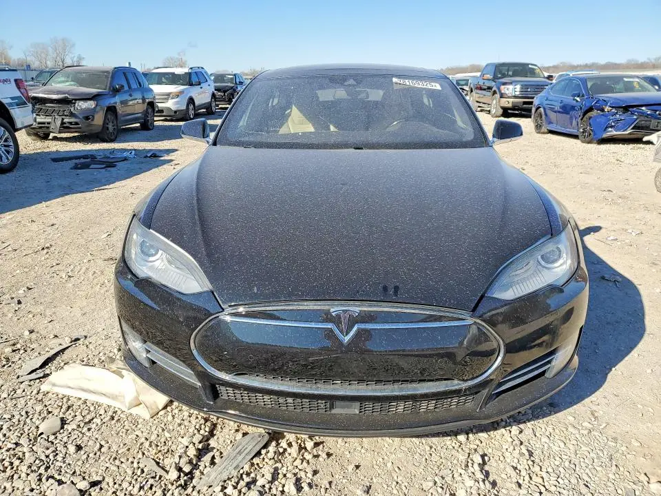 2015 TESLA MODEL S   