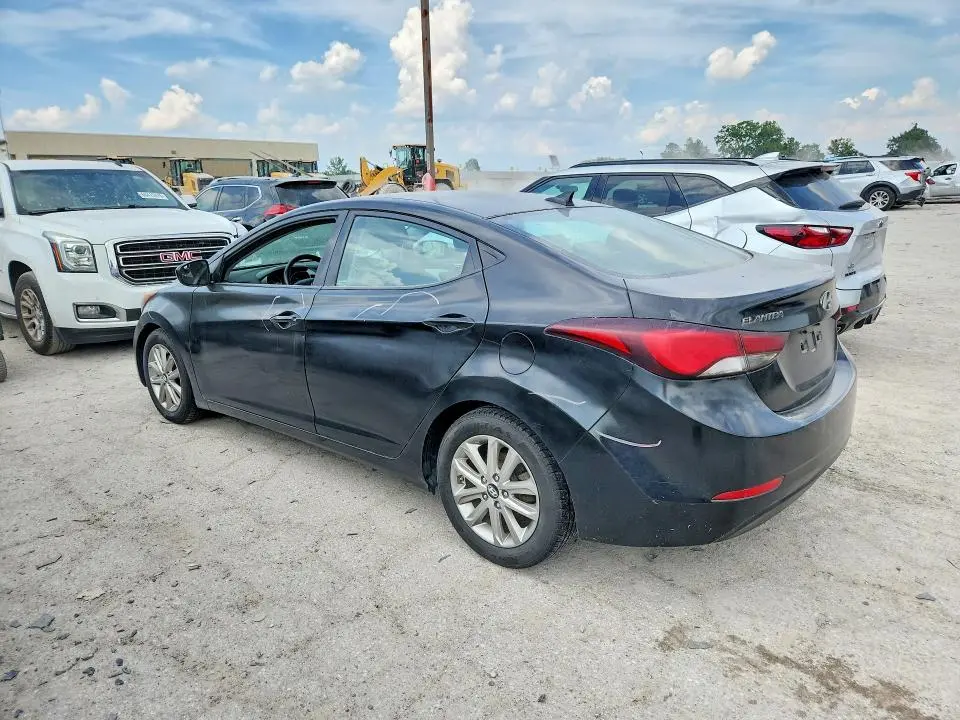 2014 HYUNDAI ELANTRA SE  
