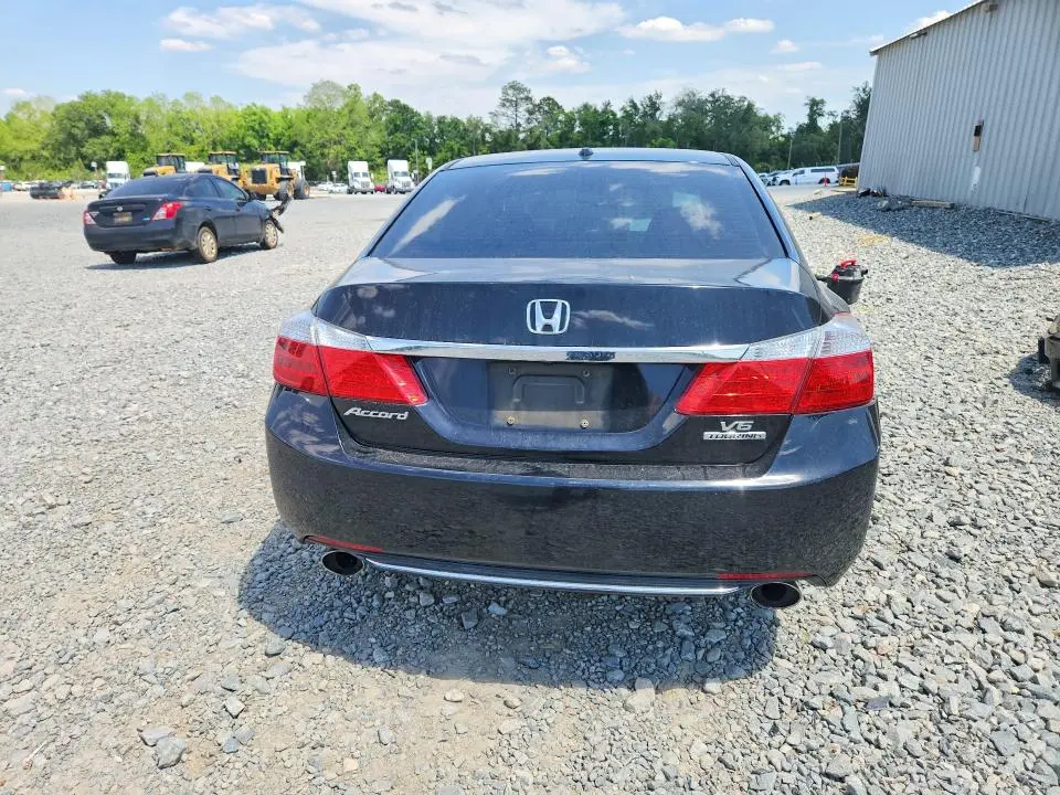 2013 HONDA ACCORD TOURING  