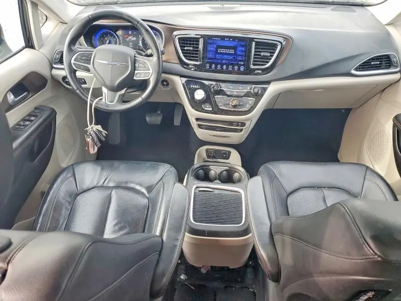 2017 CHRYSLER PACIFICA TOURING L PLUS  