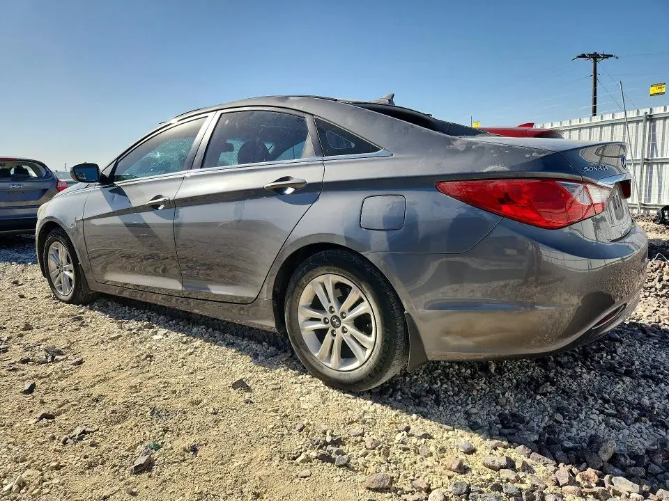 2013 HYUNDAI SONATA GLS  