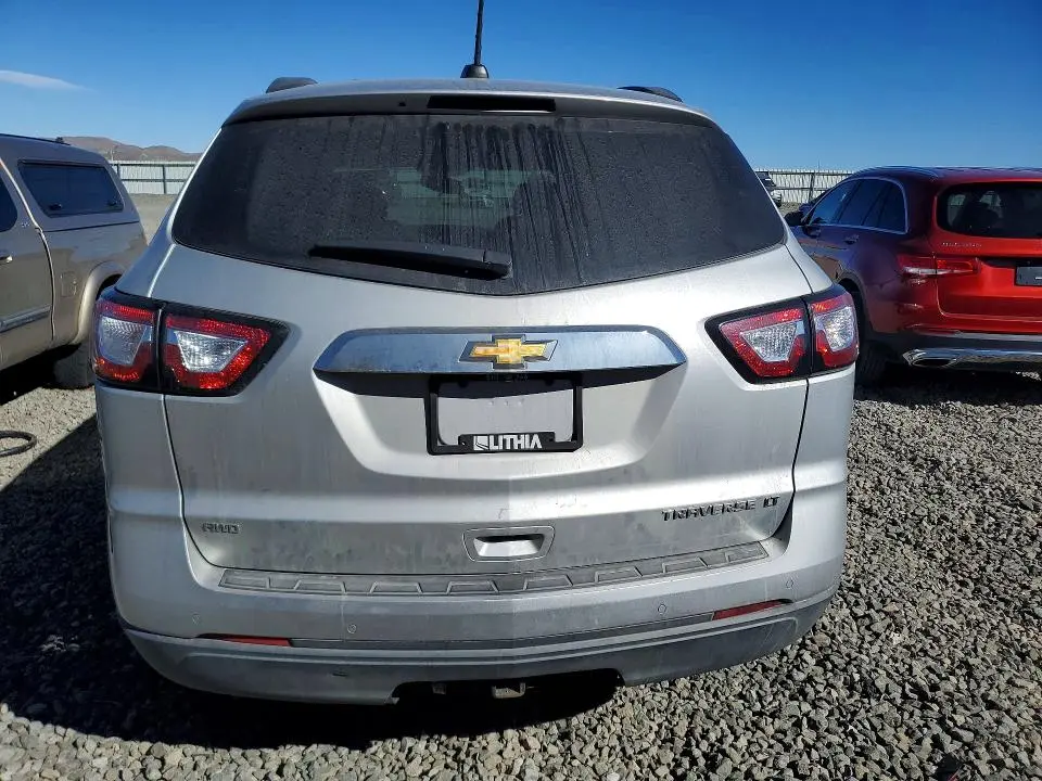 2016 CHEVROLET TRAVERSE LT  