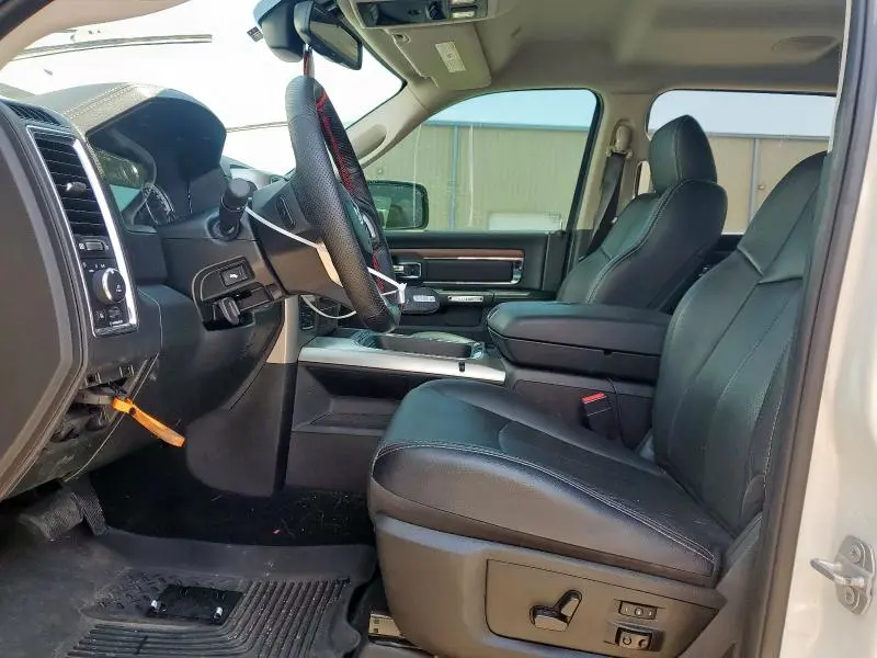 2018 RAM 1500 LARAMIE  