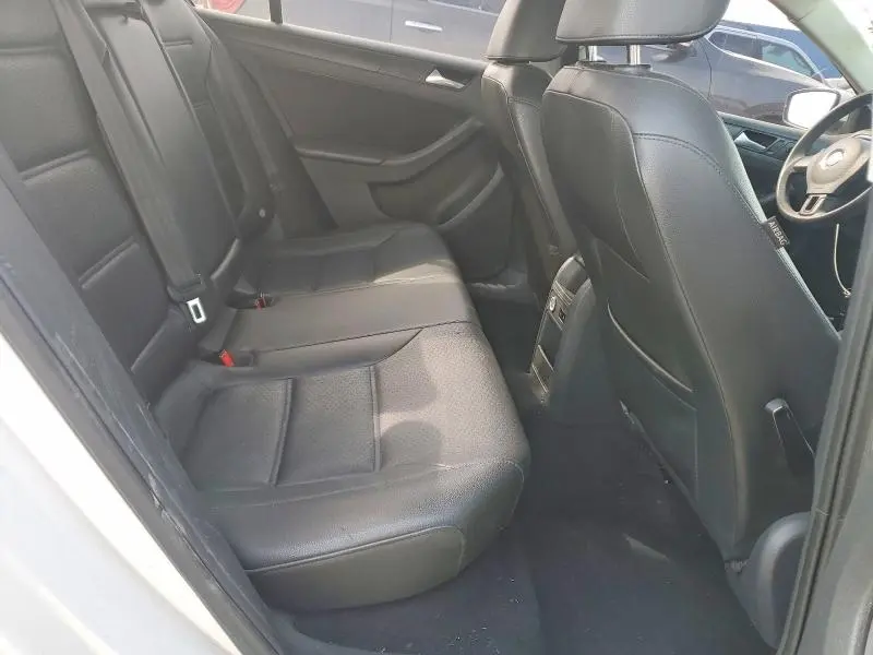 2014 VOLKSWAGEN JETTA SE  