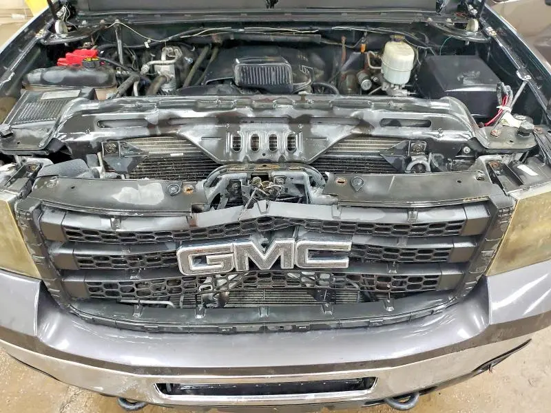 2011 GMC SIERRA K2500 SLE  