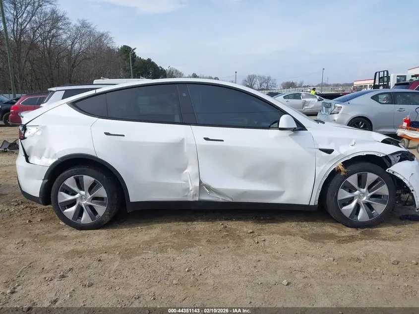2024 TESLA MODEL Y LONG RANGE DUAL MOTOR ALL-WHEEL DRIVE