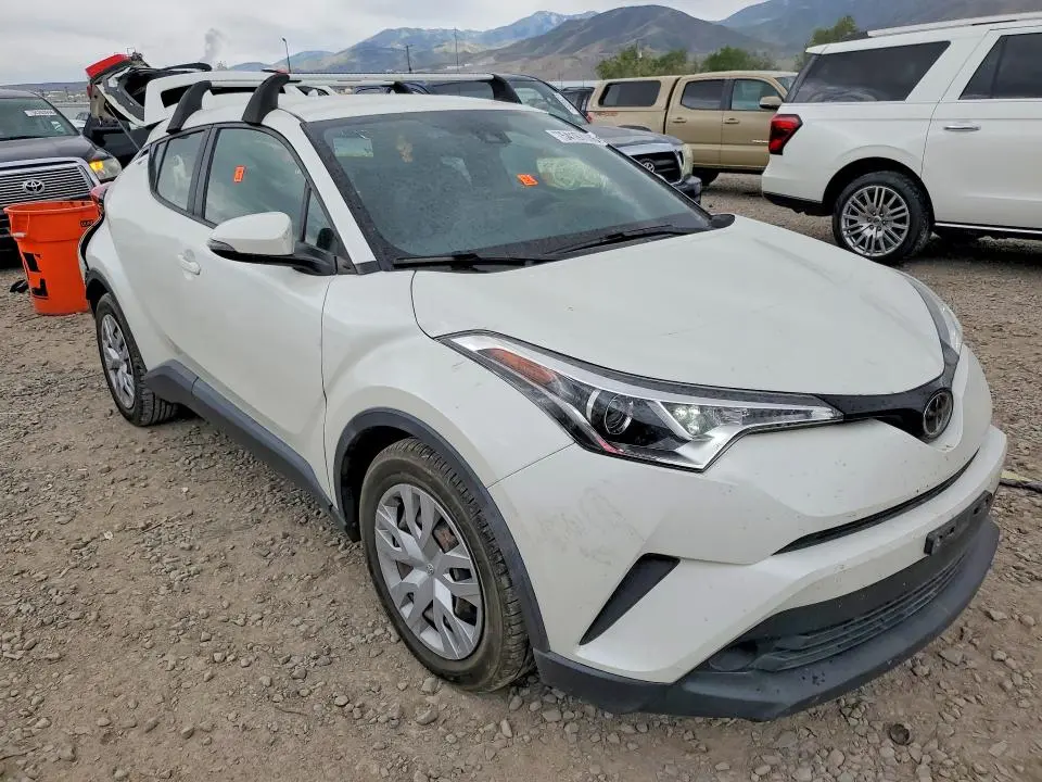 2019 TOYOTA C-HR   