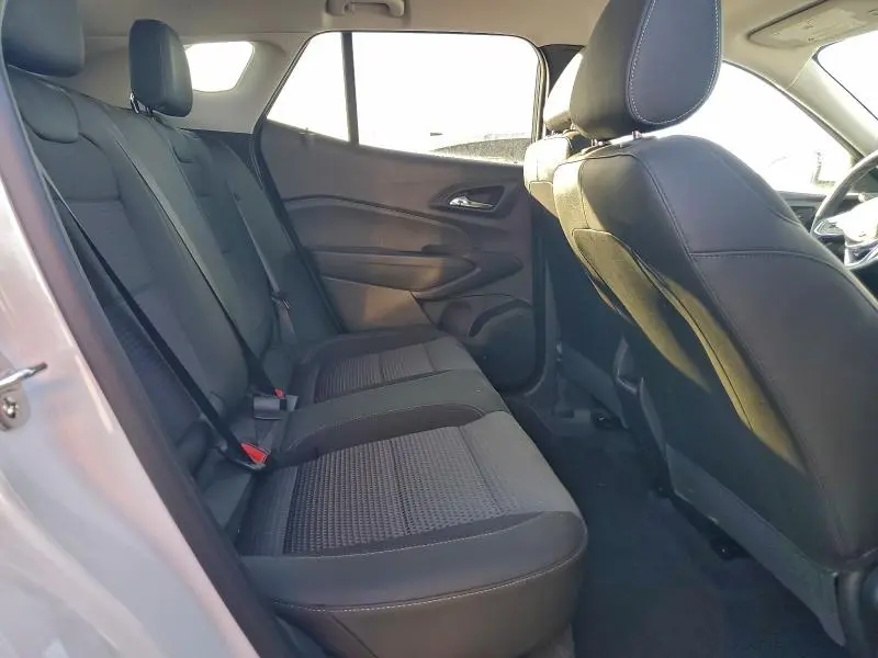 2025 CHEVROLET TRAX 1LT  