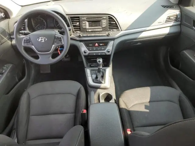 2018 HYUNDAI ELANTRA SE  