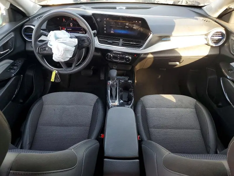 2025 CHEVROLET TRAX 1LT  