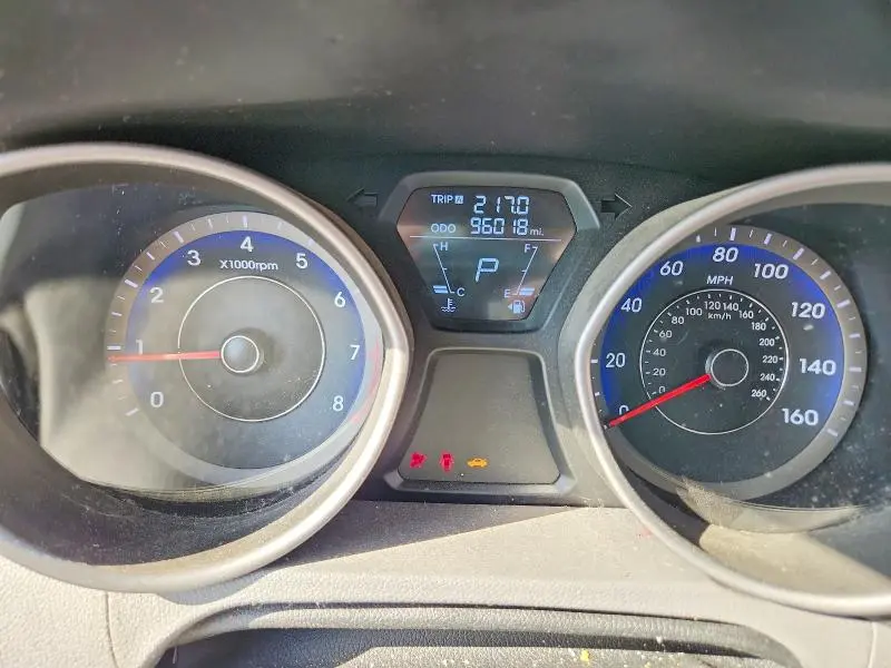 2013 HYUNDAI ELANTRA GLS  