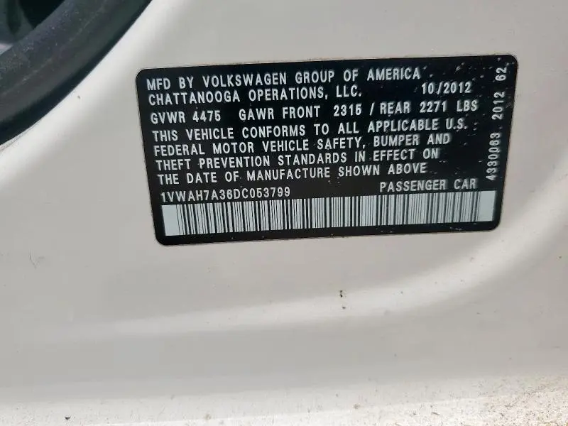 2013 VOLKSWAGEN PASSAT S  