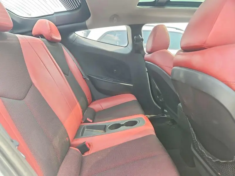 2012 HYUNDAI VELOSTER BASE  