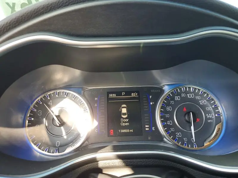 2015 CHRYSLER 200   