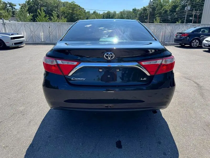 2017 TOYOTA CAMRY LE  