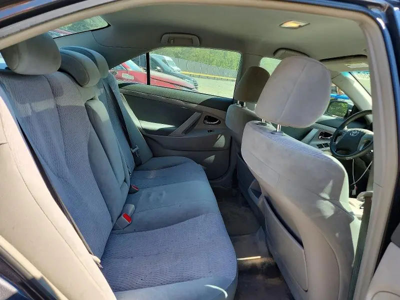 2011 TOYOTA CAMRY LE  