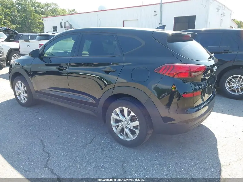 2020 HYUNDAI TUCSON SE