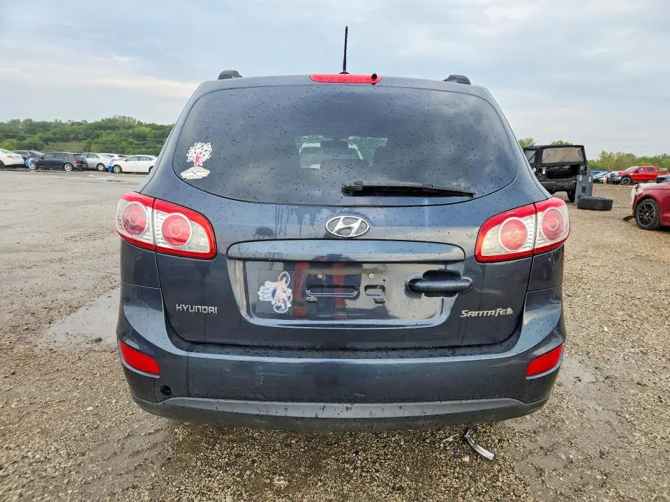 2010 HYUNDAI SANTA FE GLS  