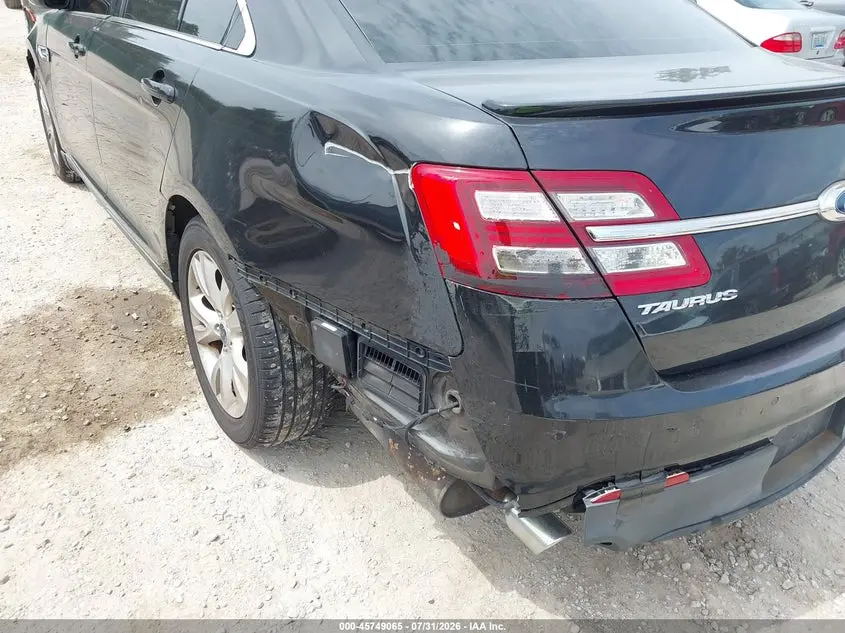 2013 FORD TAURUS LIMITED