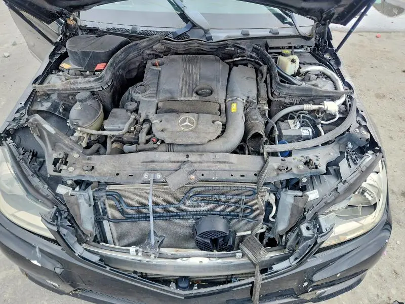 2013 MERCEDES-BENZ C 250  