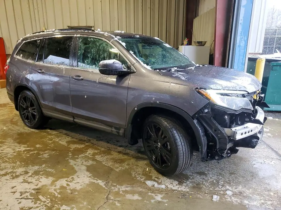 2022 HONDA PILOT SE  
