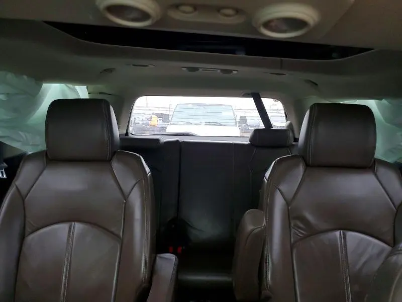 2013 GMC ACADIA SLT-2  