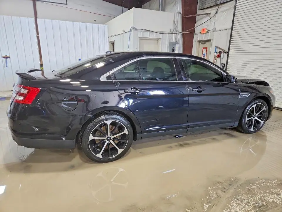 2016 FORD TAURUS SHO  