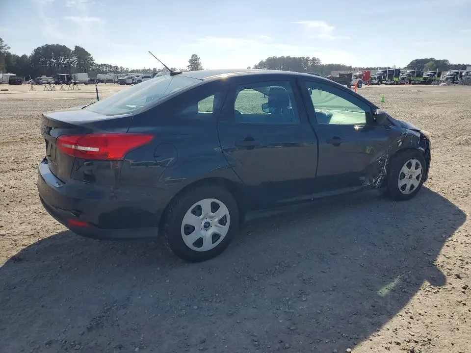 2017 FORD FOCUS S  