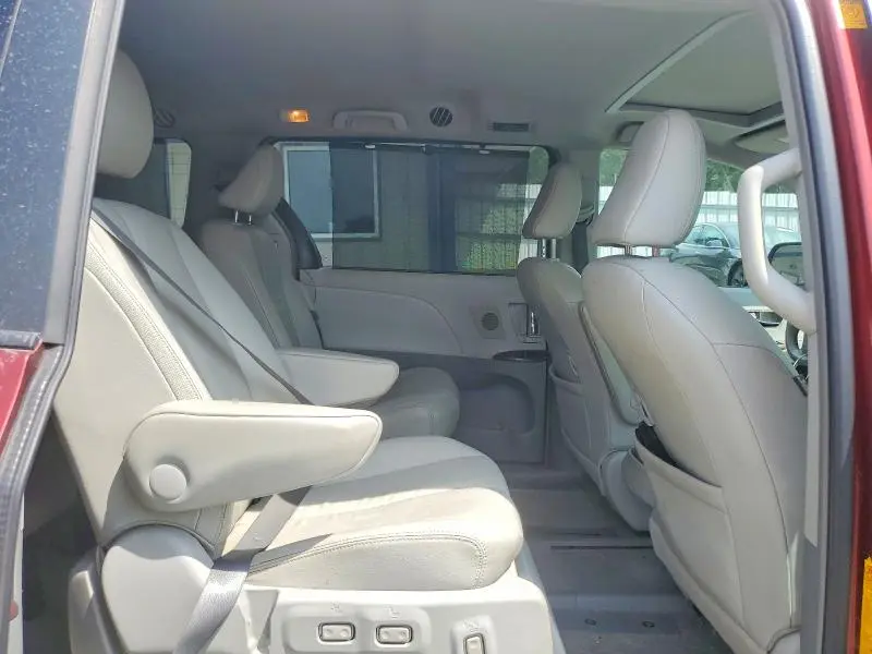 2011 TOYOTA SIENNA XLE 7-PASSENGER AUTO ACCESS SEAT  
