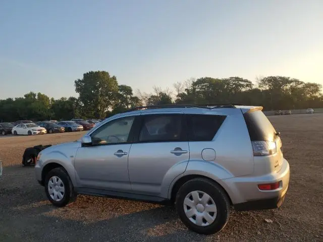 2011 MITSUBISHI OUTLANDER ES  