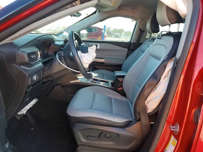 2021 FORD EXPLORER XLT  