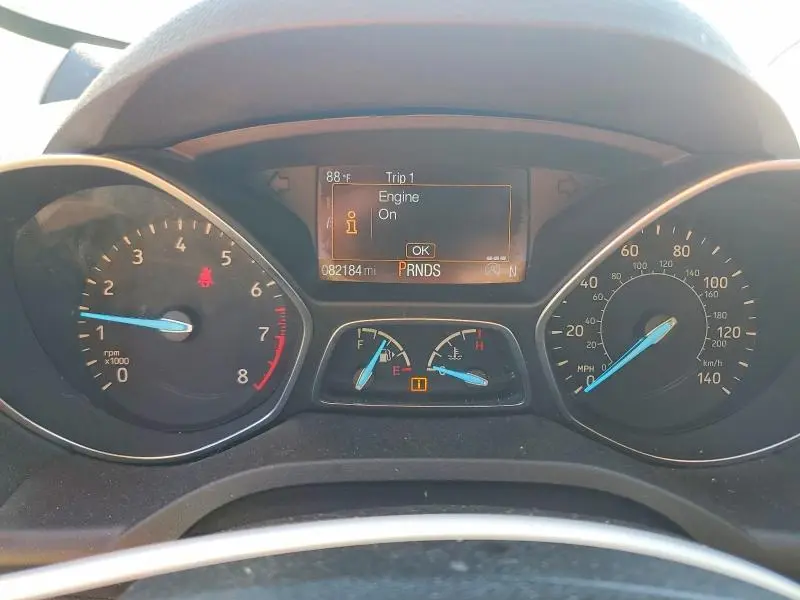 2017 FORD ESCAPE SE  