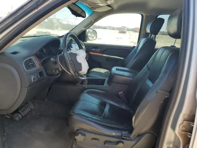 2010 CHEVROLET SUBURBAN C1500 LT  