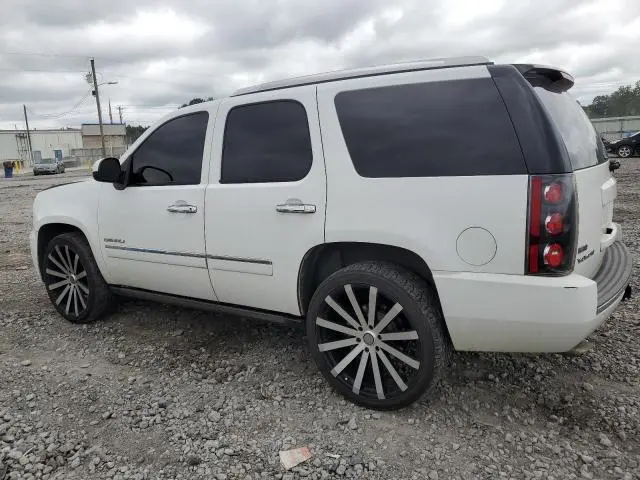 2010 GMC YUKON DENALI  
