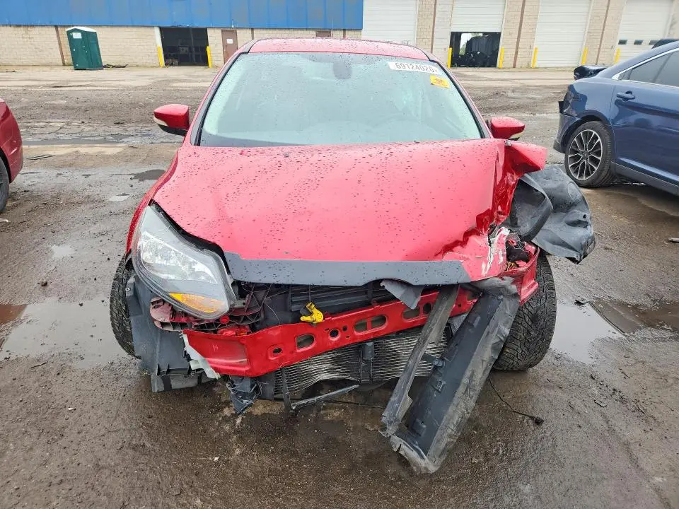 2012 FORD FOCUS TITANIUM  