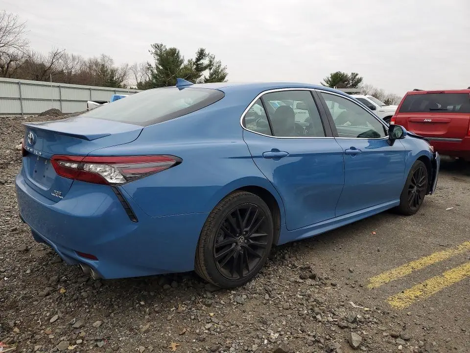 2024 TOYOTA CAMRY XSE  
