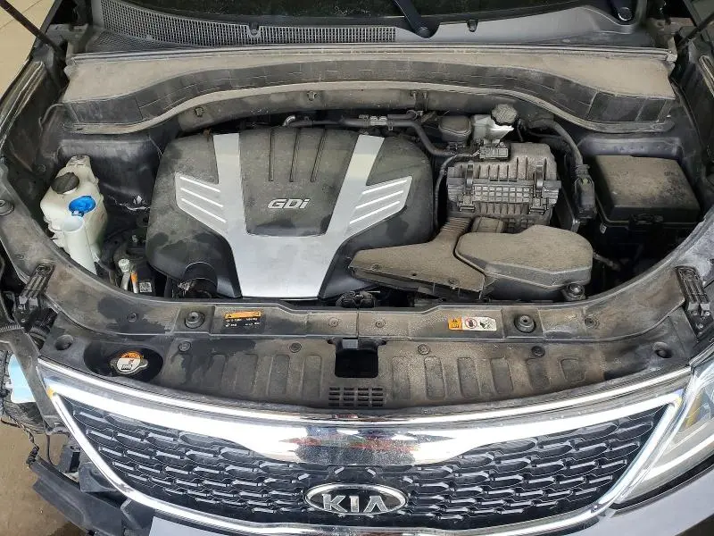 2015 KIA SORENTO LX  