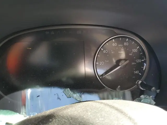 2024 NISSAN KICKS SR